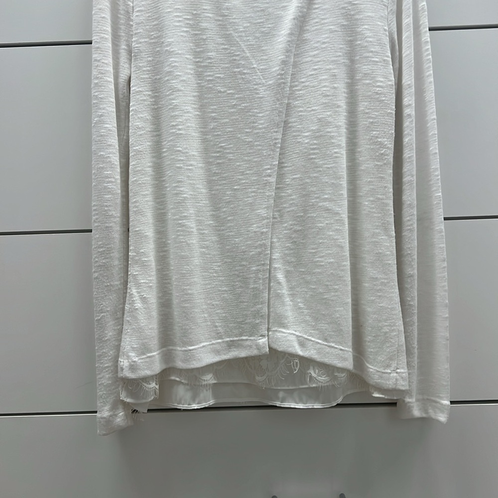 White House Black Market Large long sleeve white lightweight sweater w/lace back - Picture 9 of 9